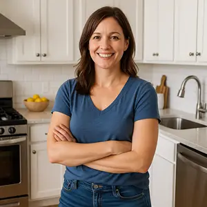 Picture of Sara Lewis